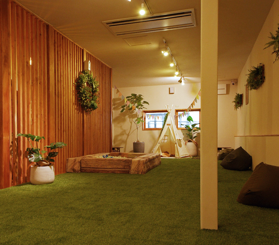 おやこカフェ Baby Leaf | こどもと親子で一緒にくつろげるママのためのおやこカフェ | ベビーリーフ(大阪 / 中崎町・天六)